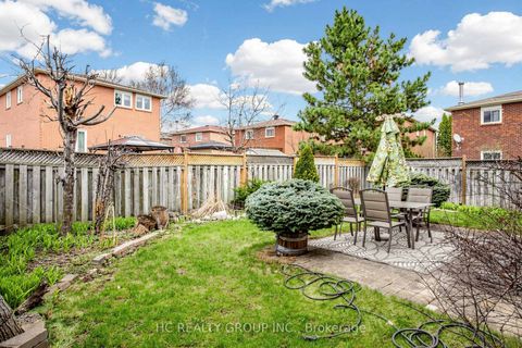 Photo 49 at 84 Viewmark Drive, Devonsleigh, Richmond Hill