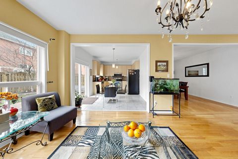 Photo 9 at 88 Barnwood Drive, Oak Ridges Lake Wilcox, Richmond Hill