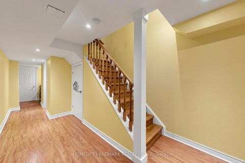 Photo 37 at 88 Barnwood Drive, Oak Ridges Lake Wilcox, Richmond Hill