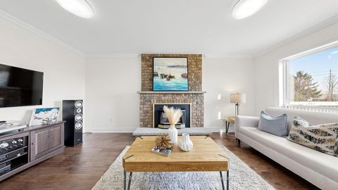 Photo 8 at 528 Veale Place, College Manor, Newmarket