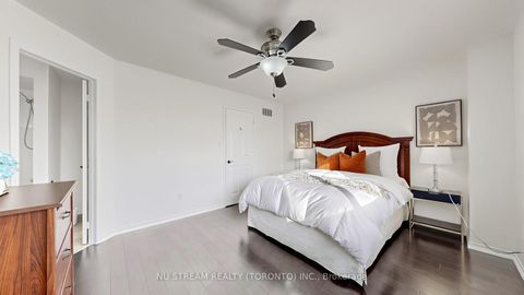 Photo 15 at 528 Veale Place, College Manor, Newmarket