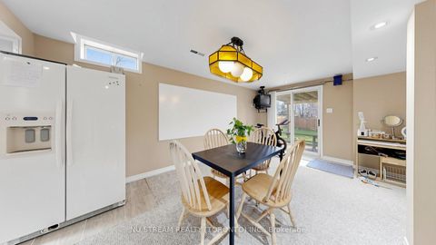 Photo 26 at 528 Veale Place, College Manor, Newmarket