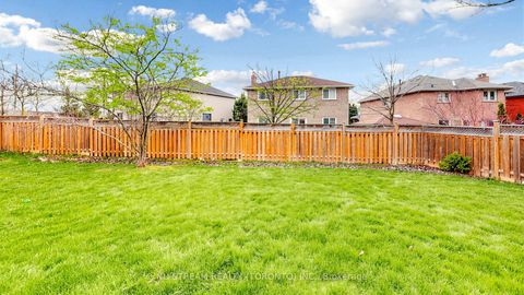 Photo 31 at 528 Veale Place, College Manor, Newmarket