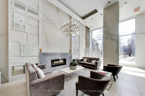 Photo 2 at 501 - 501 St Clair Avenue W, Casa Loma, Toronto