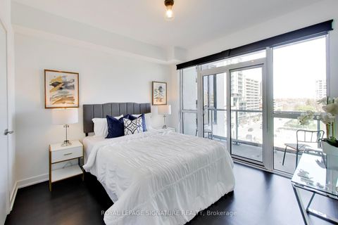 Photo 11 at 501 - 501 St Clair Avenue W, Casa Loma, Toronto