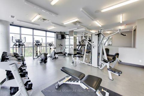 Photo 22 at 501 - 501 St Clair Avenue W, Casa Loma, Toronto