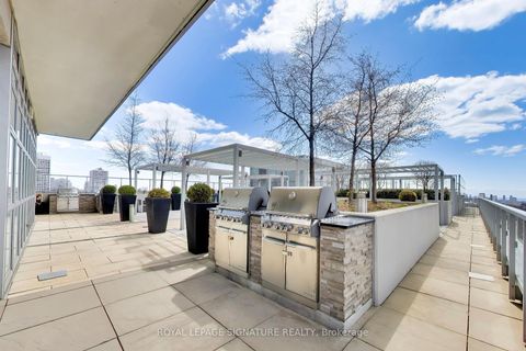 Photo 36 at 501 - 501 St Clair Avenue W, Casa Loma, Toronto