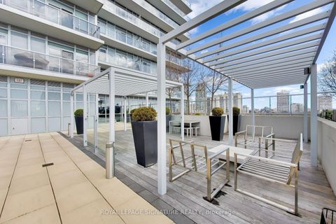 Photo 40 at 501 - 501 St Clair Avenue W, Casa Loma, Toronto