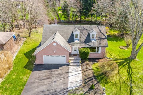 Photo 1 at 39 Cutting Crescent, Pottageville, King