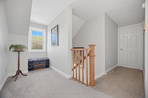 Photo 17 at 39 Cutting Crescent, Pottageville, King