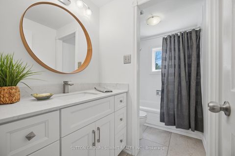 Photo 27 at 39 Cutting Crescent, Pottageville, King