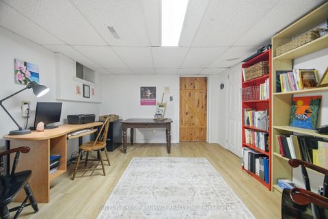 Photo 33 at 39 Cutting Crescent, Pottageville, King