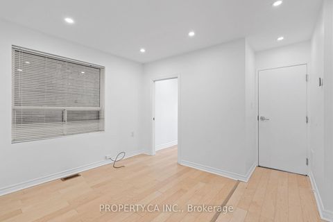 Photo 10 at 679 Vaughan Road, Oakwood Village, Toronto