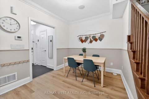 Photo 18 at TH 11 - 7 Oakburn Crescent, Willowdale East, Toronto