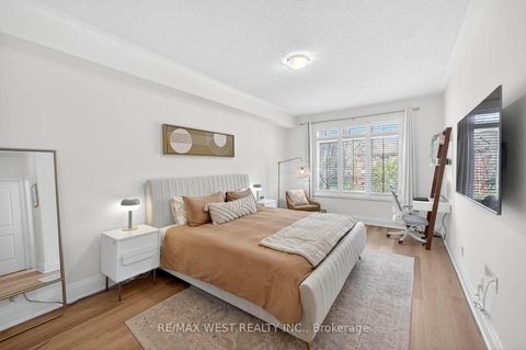 Photo 24 at TH 11 - 7 Oakburn Crescent, Willowdale East, Toronto