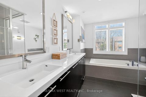 Photo 26 at TH 11 - 7 Oakburn Crescent, Willowdale East, Toronto