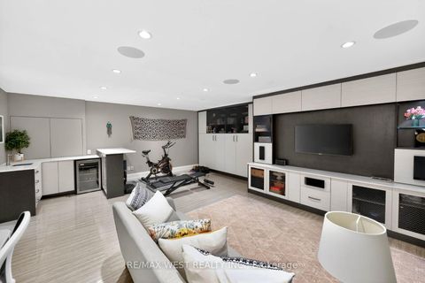 Photo 43 at TH 11 - 7 Oakburn Crescent, Willowdale East, Toronto