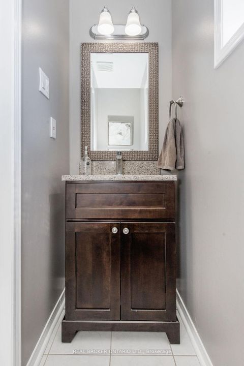 Photo 19 at 65 Benson Drive, Sandy Hollow, Barrie