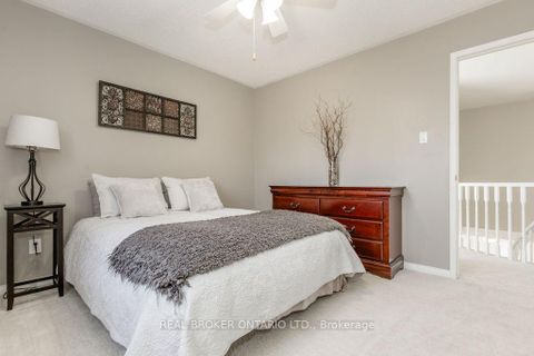 Photo 31 at 65 Benson Drive, Sandy Hollow, Barrie