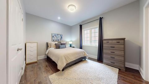 Photo 26 at 7 Fitzmaurice Drive, Patterson, Vaughan