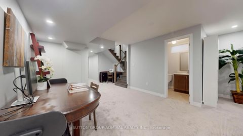 Photo 37 at 7 Fitzmaurice Drive, Patterson, Vaughan