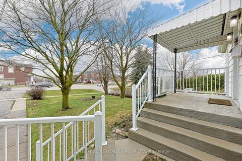 Photo 5 at 1059 Gorham Street, College Manor, Newmarket