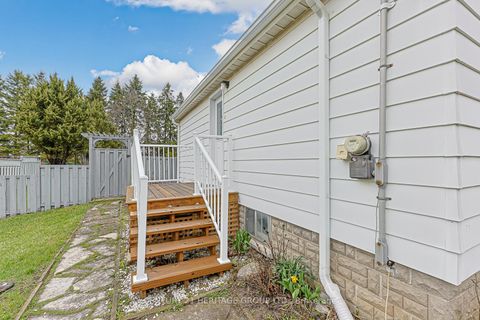 Photo 8 at 1059 Gorham Street, College Manor, Newmarket