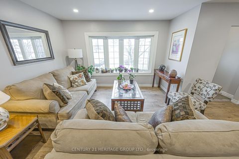 Photo 14 at 1059 Gorham Street, College Manor, Newmarket