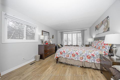 Photo 32 at 1059 Gorham Street, College Manor, Newmarket