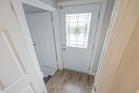 Photo 34 at 1059 Gorham Street, College Manor, Newmarket