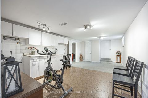 Photo 35 at 1059 Gorham Street, College Manor, Newmarket