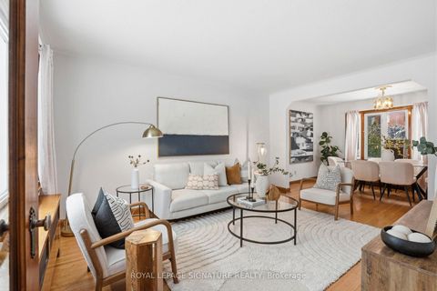 Photo 5 at 11 Innisdale Drive, Maryvale, Toronto