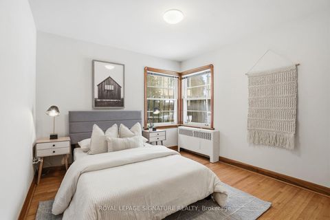 Photo 17 at 11 Innisdale Drive, Maryvale, Toronto