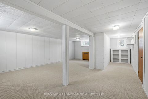 Photo 35 at 11 Innisdale Drive, Maryvale, Toronto