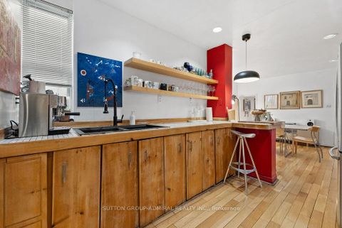 Photo 11 at 40 Claremont Street, Bellwoods, Toronto