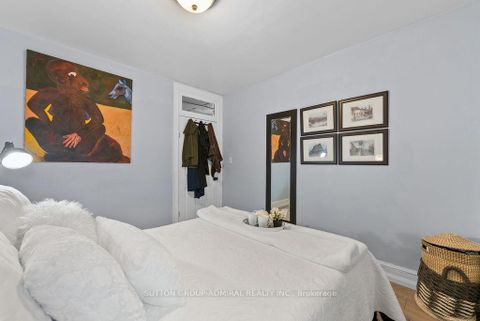 Photo 18 at 40 Claremont Street, Bellwoods, Toronto