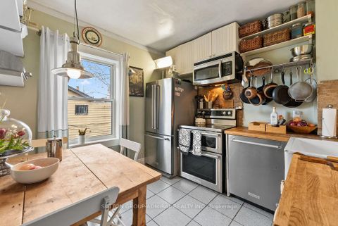 Photo 20 at 40 Claremont Street, Bellwoods, Toronto