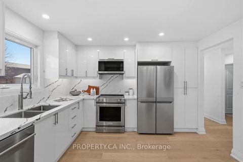 Photo 1 at 217 Hampton Court, London, Newmarket