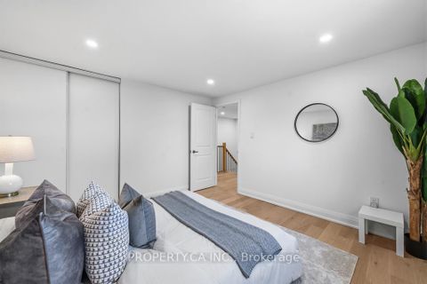 Photo 25 at 217 Hampton Court, London, Newmarket