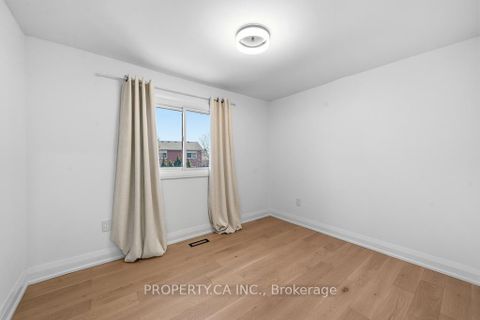 Photo 26 at 217 Hampton Court, London, Newmarket