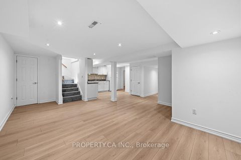 Photo 36 at 217 Hampton Court, London, Newmarket