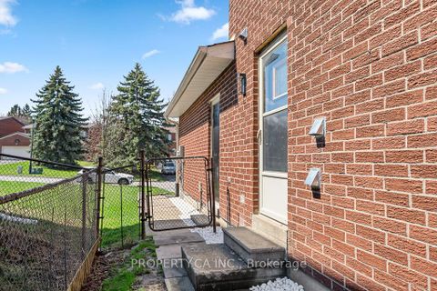 Photo 47 at 217 Hampton Court, London, Newmarket