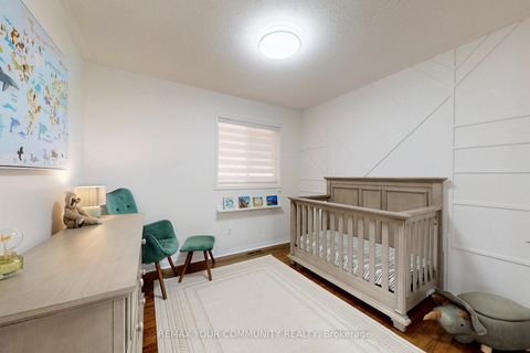 Photo 14 at 54 English Oak Drive, Oak Ridges Lake Wilcox, Richmond Hill