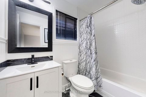 Photo 16 at 54 English Oak Drive, Oak Ridges Lake Wilcox, Richmond Hill