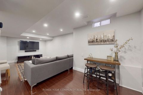 Photo 20 at 54 English Oak Drive, Oak Ridges Lake Wilcox, Richmond Hill