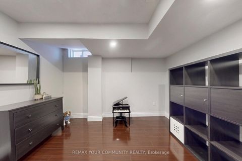 Photo 21 at 54 English Oak Drive, Oak Ridges Lake Wilcox, Richmond Hill