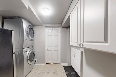 Photo 23 at 54 English Oak Drive, Oak Ridges Lake Wilcox, Richmond Hill