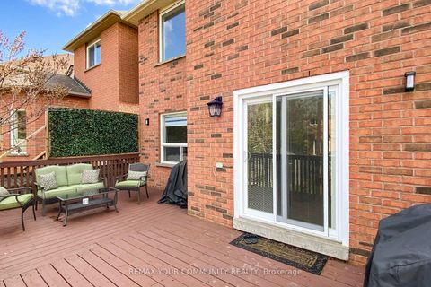 Photo 24 at 54 English Oak Drive, Oak Ridges Lake Wilcox, Richmond Hill