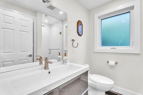 Photo 15 at 58 Normark Drive, Royal Orchard, Markham