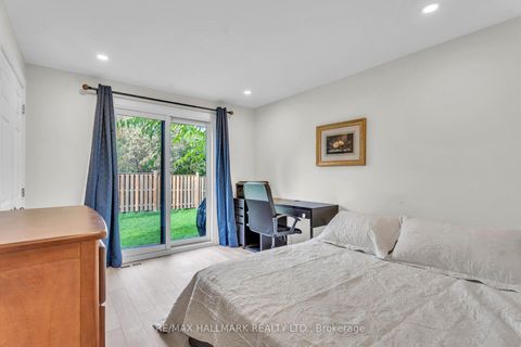 Photo 16 at 58 Normark Drive, Royal Orchard, Markham